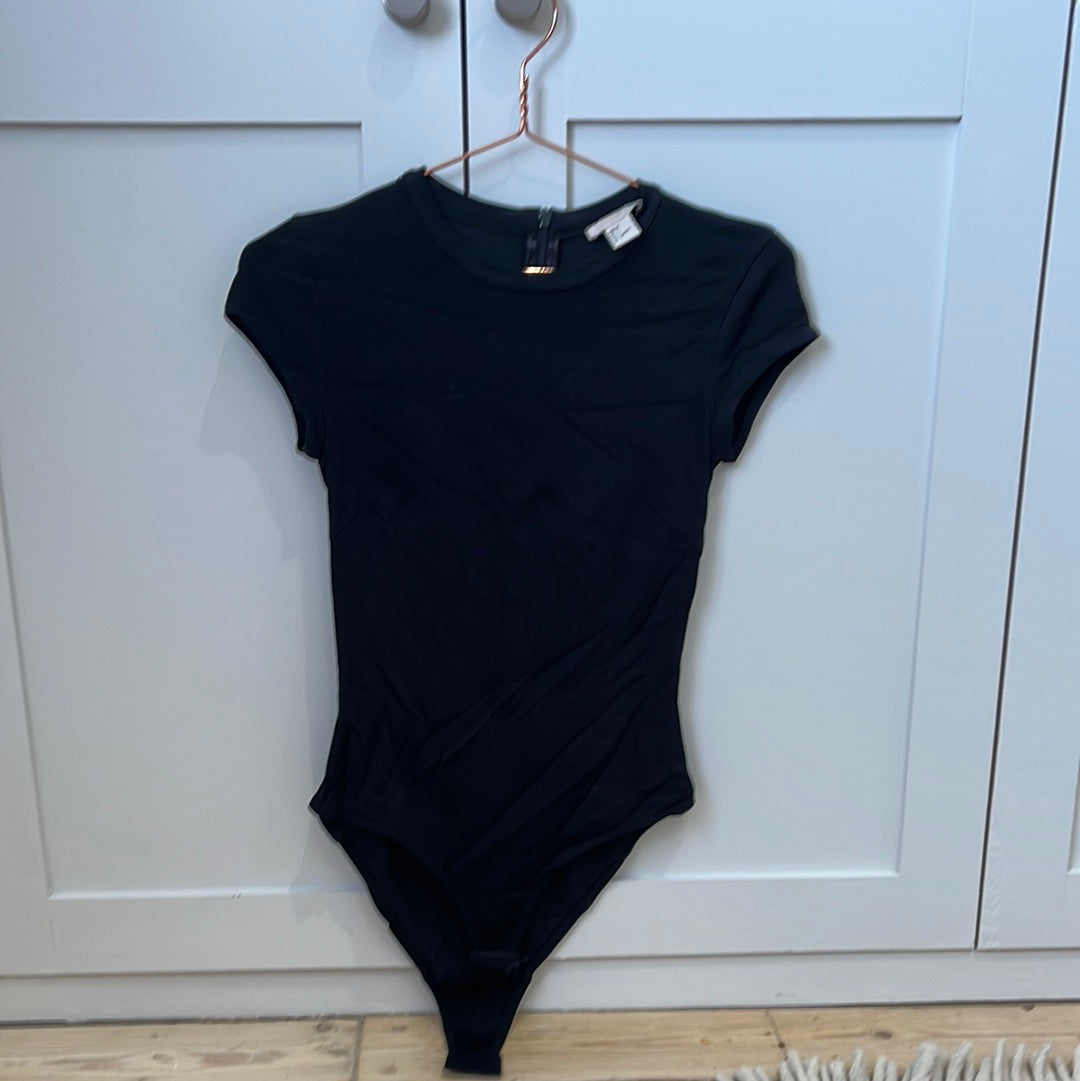 H&M Sculpt Tee - Leotard Size 6