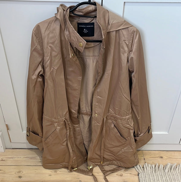 Dorothy perkins size 6 coat
