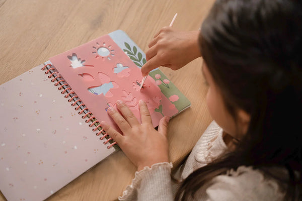 Scratch & Sketch Book Rosa & Friends Little Dutch