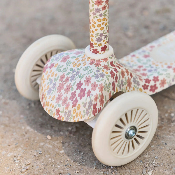 Little Dutch 3 Wheel White Floral Flower Scooter