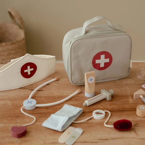 Little Dutch Doctors Set Wooden