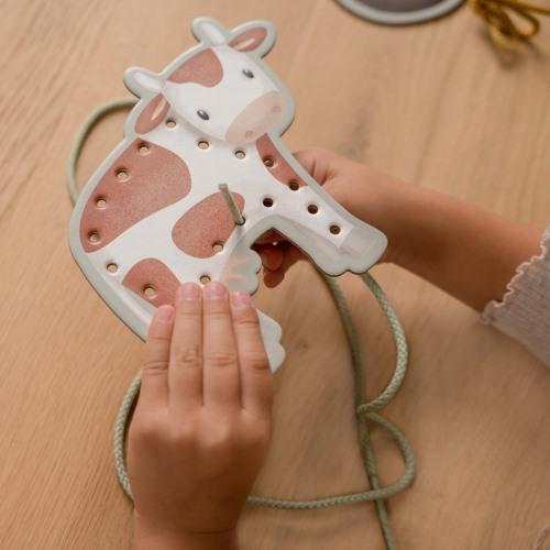 Little Dutch Lacing Cards - Little Farm