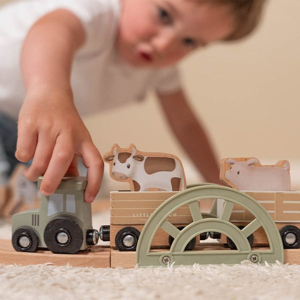 Little Dutch Farm - Wooden Train Track Little Farm