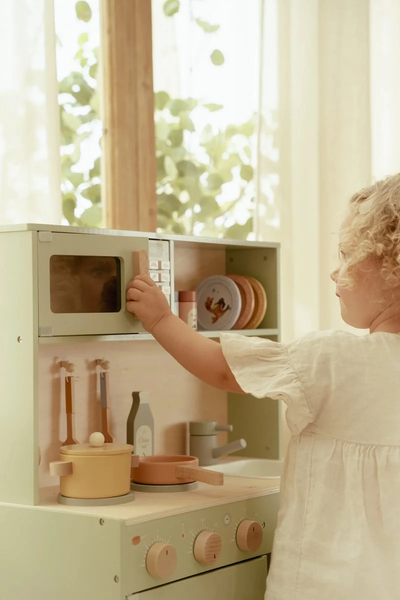 Little Dutch Wooden Mint Play Kitchen