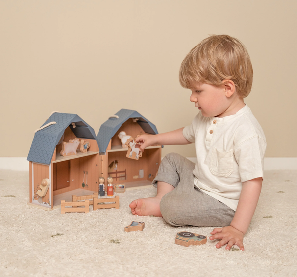Little Dutch Farm - Barn Dolls House Little Farm