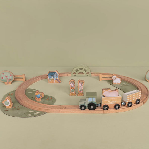 Little Dutch Farm - Wooden Train Track Little Farm